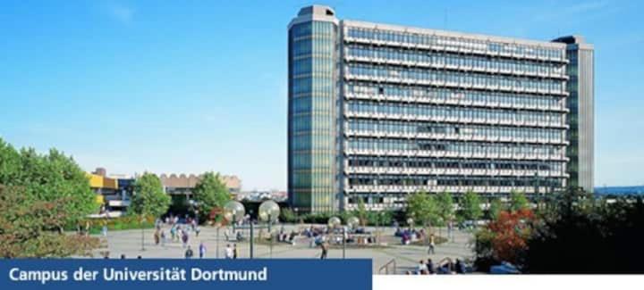 Schoene Grosse Wohnung 2 Schlafzimmer Bis 6 Pax Naehe Stadion Signal Iduna Dortmund Kültér fotó