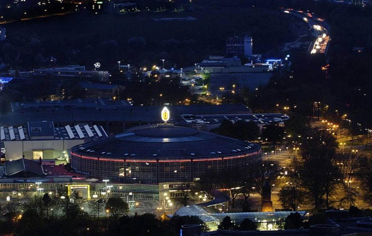 Schoene Grosse Wohnung 2 Schlafzimmer Bis 6 Pax Naehe Stadion Signal Iduna Dortmund Kültér fotó