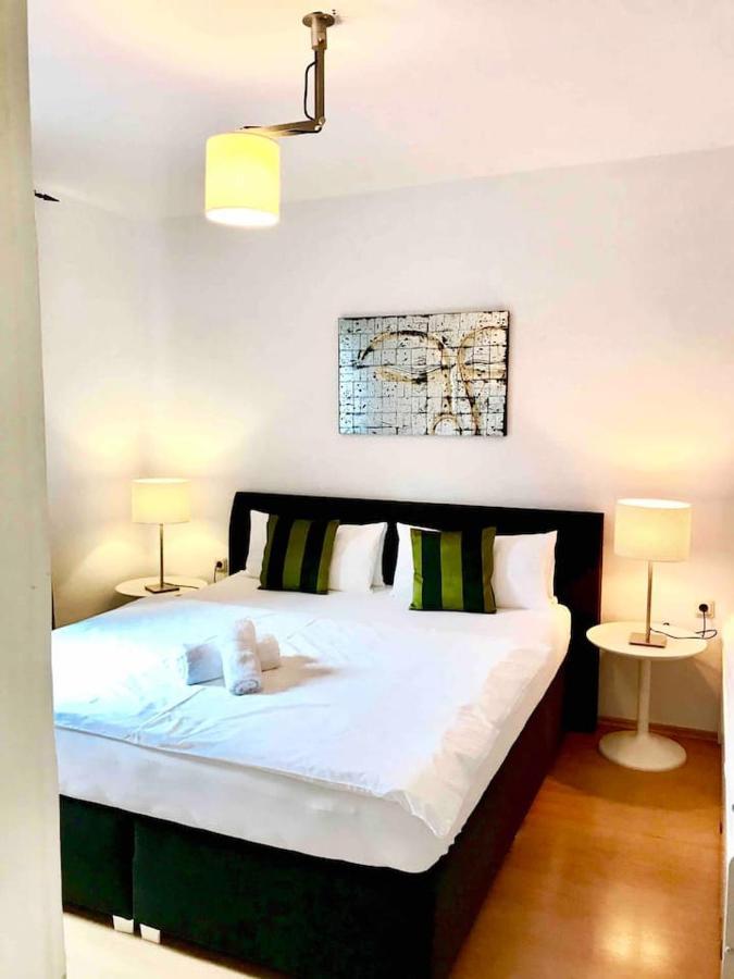 Schoene Grosse Wohnung 2 Schlafzimmer Bis 6 Pax Naehe Stadion Signal Iduna Dortmund Kültér fotó
