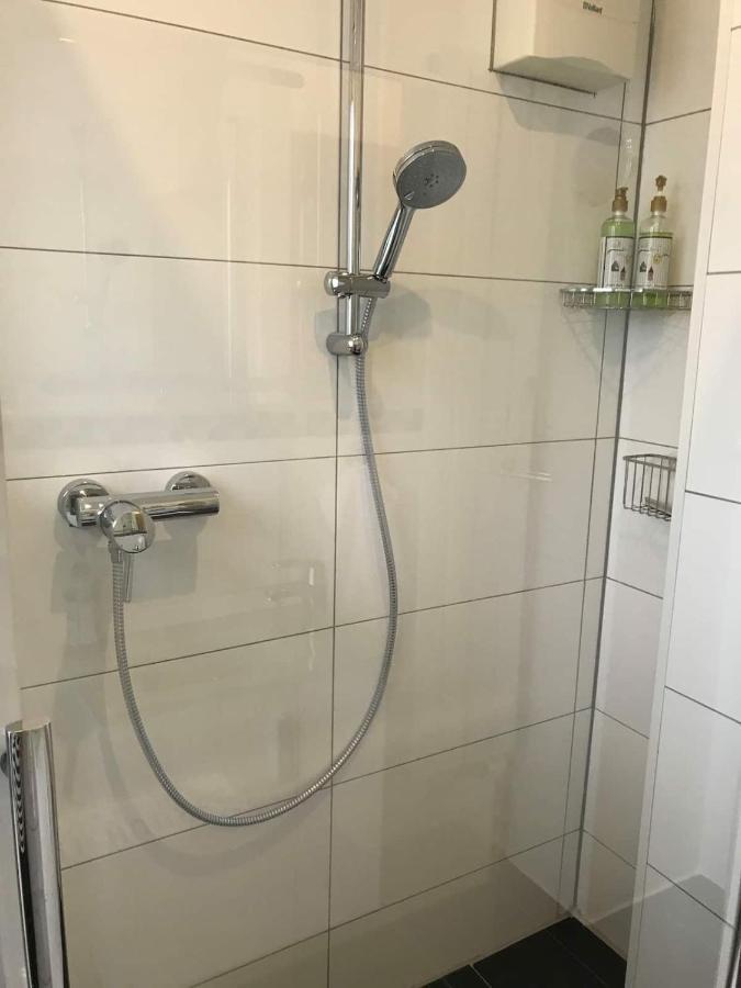 Schoene Grosse Wohnung 2 Schlafzimmer Bis 6 Pax Naehe Stadion Signal Iduna Dortmund Kültér fotó