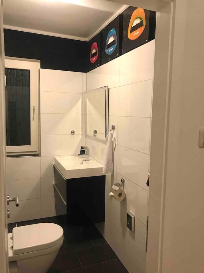 Schoene Grosse Wohnung 2 Schlafzimmer Bis 6 Pax Naehe Stadion Signal Iduna Dortmund Kültér fotó